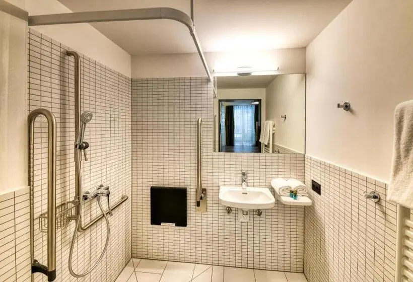 身障者適用スタンダードルーム, Boutique Hotel Reiser