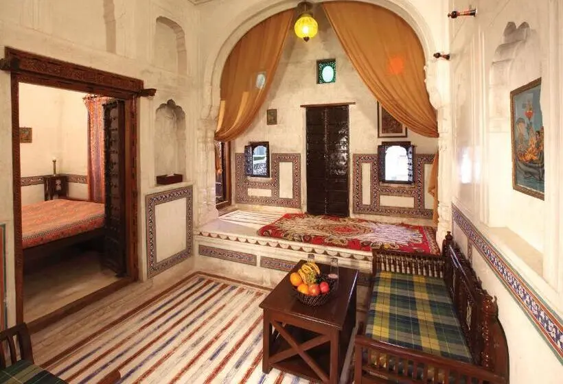 デラックスルーム, Mandawa Haveli