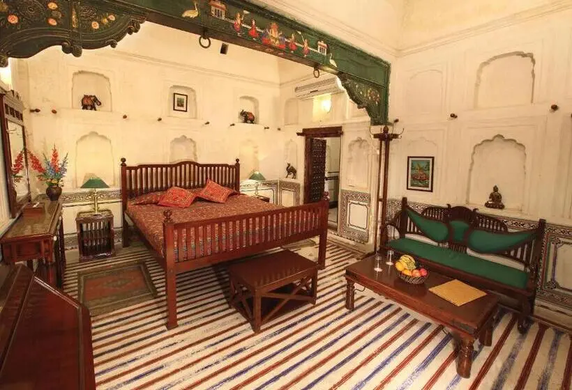 デラックスルーム, Mandawa Haveli