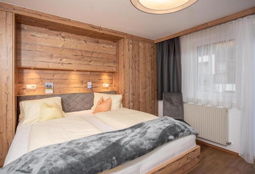 Номер Стандарт с Балконом, Haus Scharler, Talstation