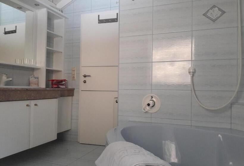 Апартаменты 3 Спальни, Haus Scharler, Talstation