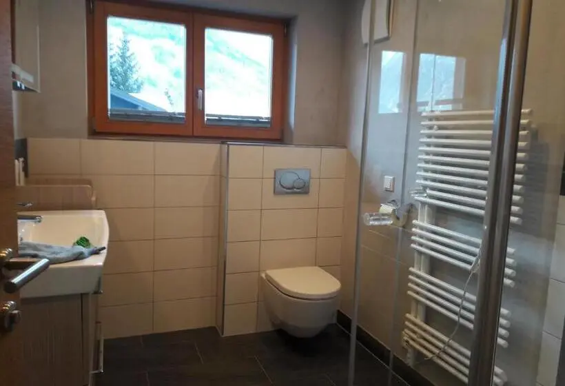 ２ベッドルームアパートメント, Haus Scharler, Talstation