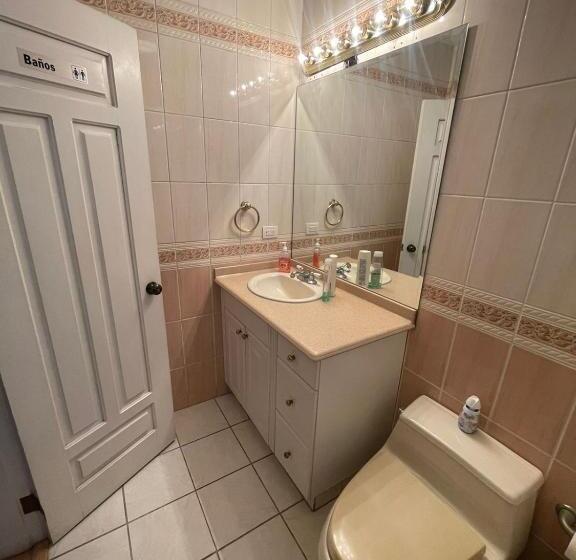 اتاق لوکس با تخت بزرگ, Barmel Boutique