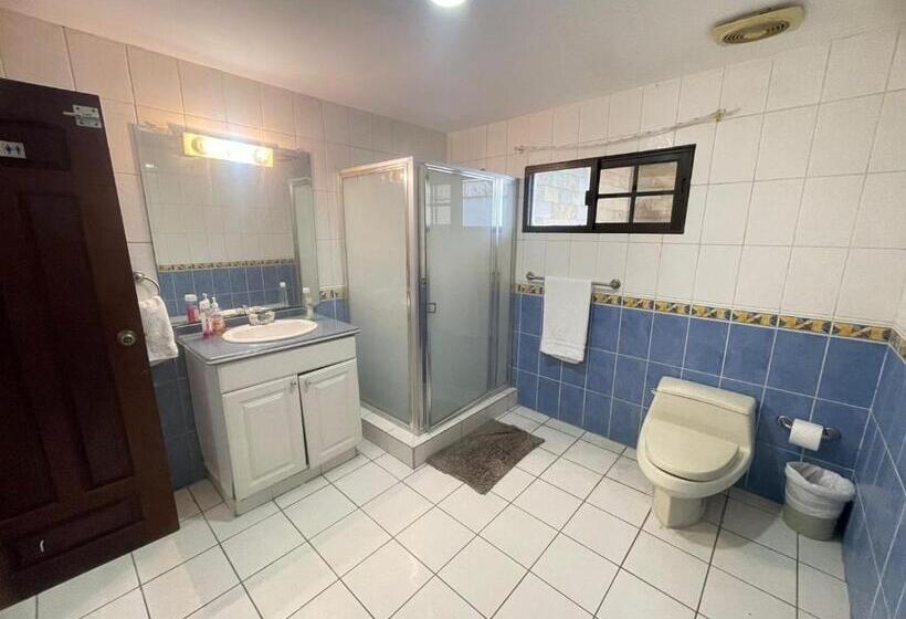 Economy Quadruple Room, Barmel Boutique