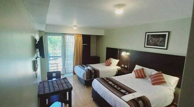 Family Room, Mantas Cusco