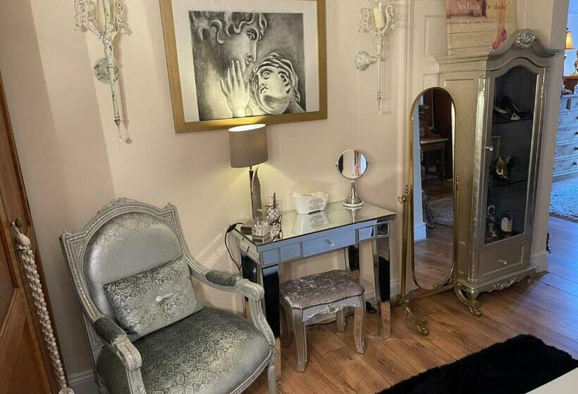 디럭스 테라스 룸 바다 전망, Olivia House