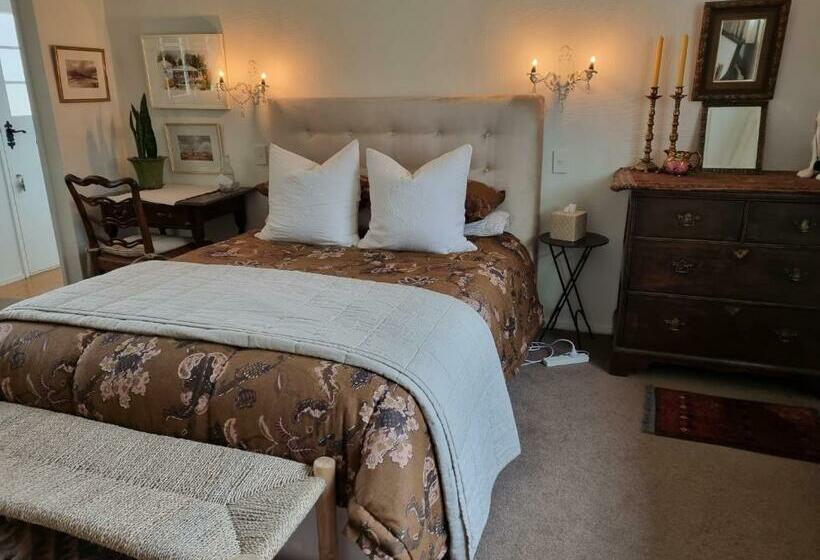 سوییت, Whiteacres