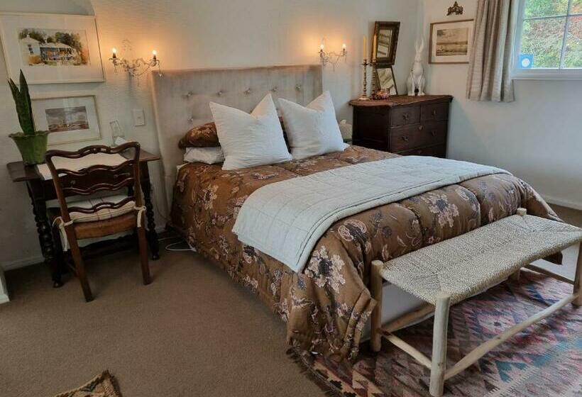 سوییت, Whiteacres