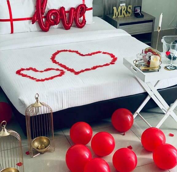 Номер Deluxe, Fénix