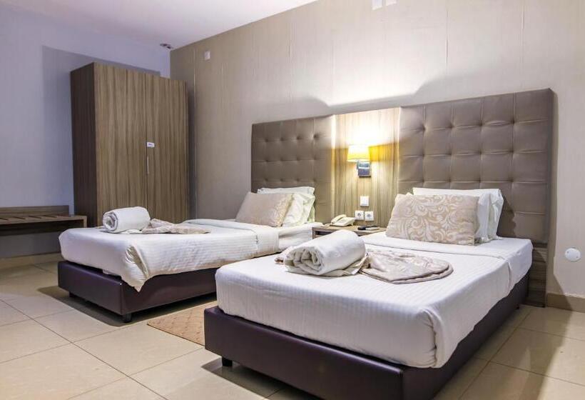 Номер Стандарт, Fénix