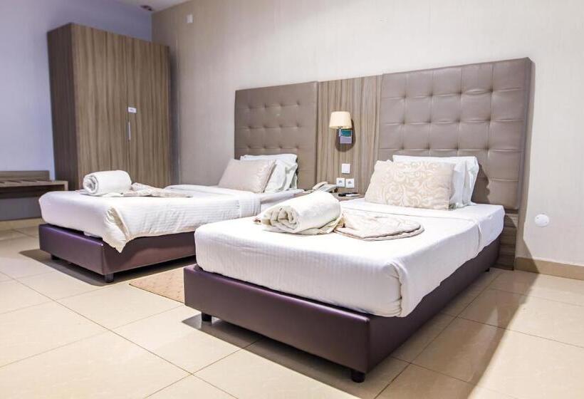 Номер Стандарт, Fénix