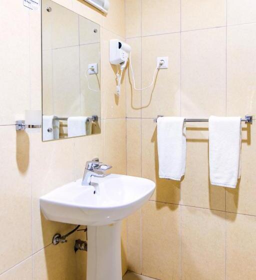 Номер Deluxe, Fénix