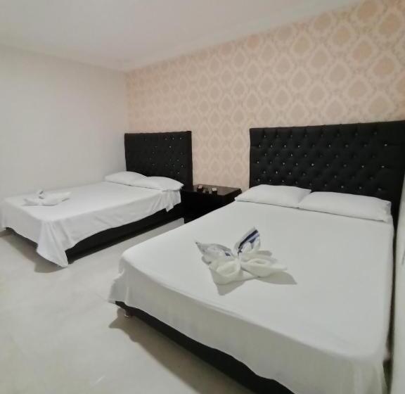 Standardzimmer 2 Doppelbetten, Kasvel