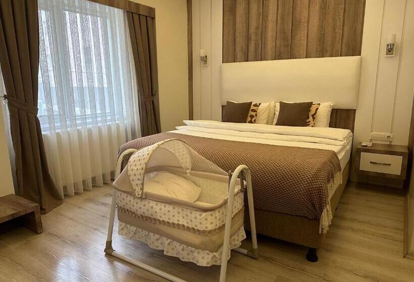 غرفة سوبيريور, Line Suite