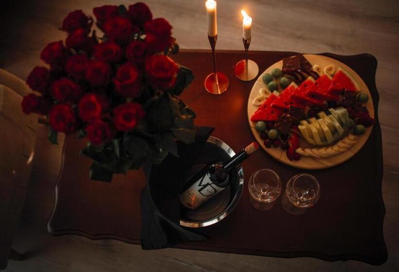 غرفة سوبيريور, Line Suite