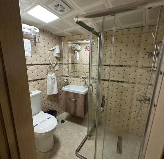 غرفة إقتصادية فردية, Line Suite