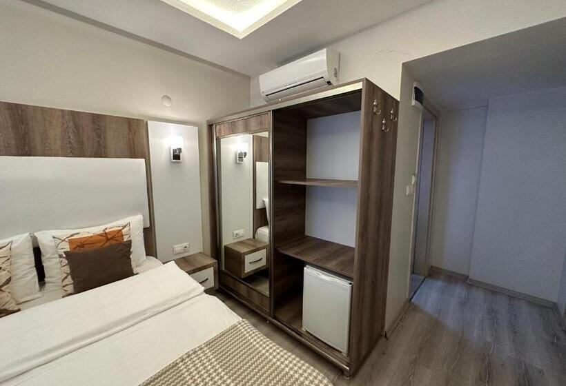 غرفة قياسية رباعية, Line Suite