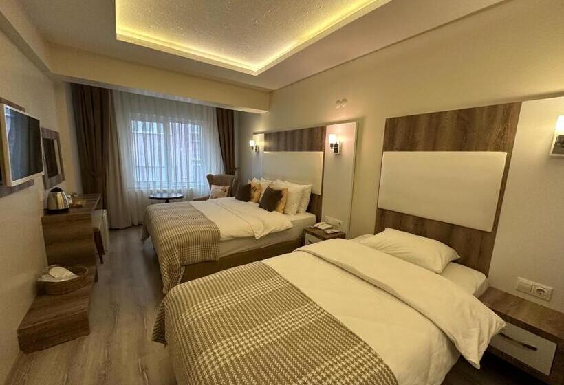 غرفة عائلية, Line Suite