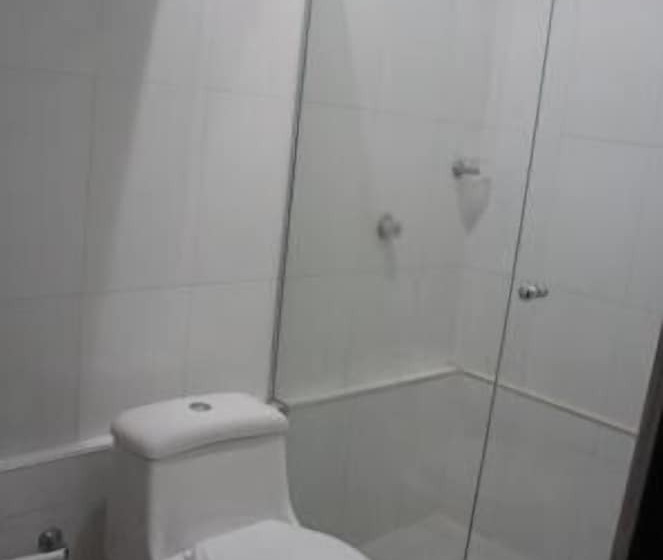 스탠다드 룸, Monaco Real