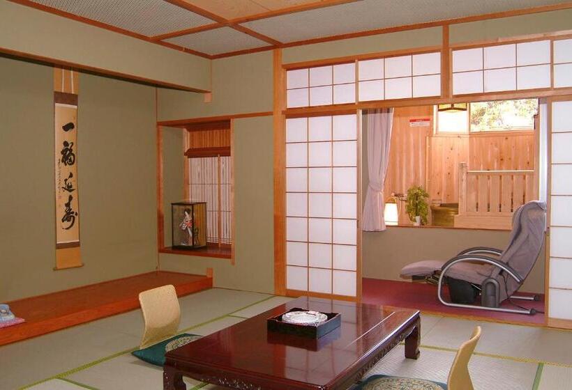 غرفة ديلوكس, Hakuwaso