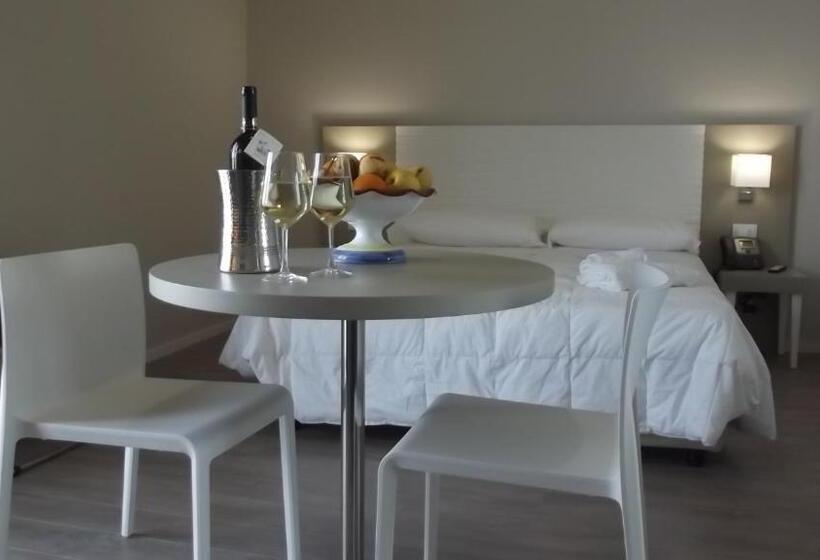 Семейный Номер Вид на Сад, Venere Di Erice Resort & Spa