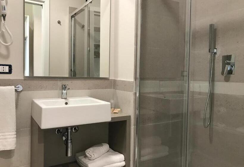 اتاق لوکس با بالکن و چشم‌انداز دریا, Venere Di Erice Resort & Spa