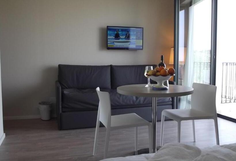 Номер Deluxe Вид на Море с Балконом, Venere Di Erice Resort & Spa