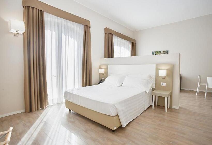 اتاق خانوادگی, Venere Di Erice Resort & Spa