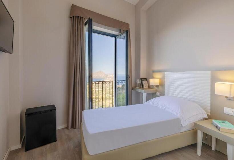 غرفة قياسية فردية مطلة علي البحر, Venere Di Erice Resort & Spa