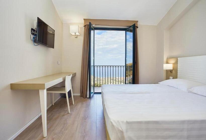 اتاق لوکس با بالکن و چشم‌انداز دریا, Venere Di Erice Resort & Spa