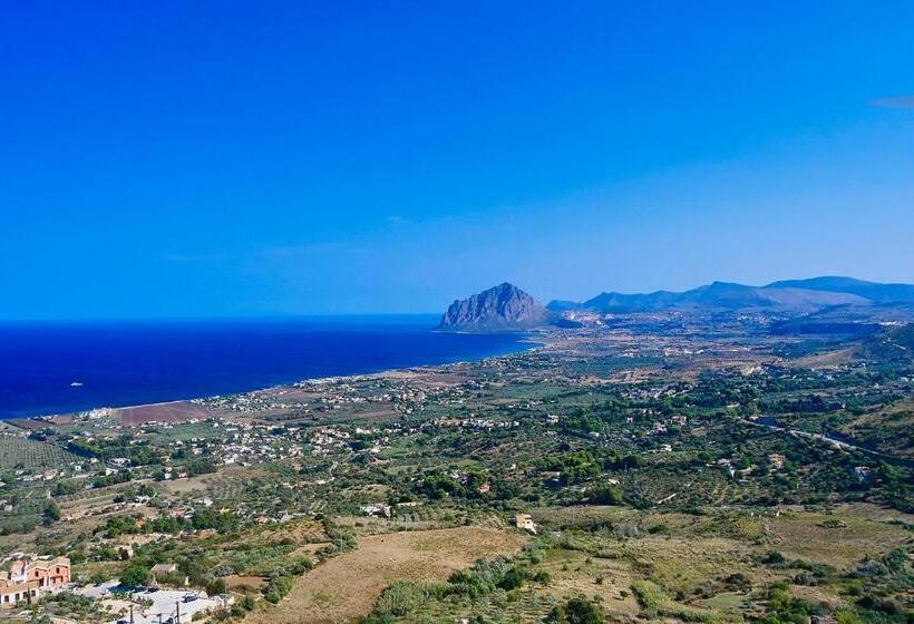 Номер Стандарт Вид на Сад, Venere Di Erice Resort & Spa