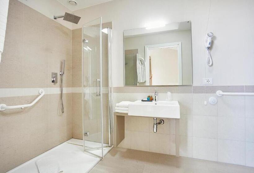 غرفة عائلية مطلّة علي الحديقة, Venere Di Erice Resort & Spa