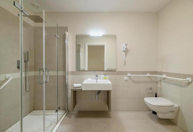 اتاق خانوادگی با چشم‌انداز دریا, Venere Di Erice Resort & Spa