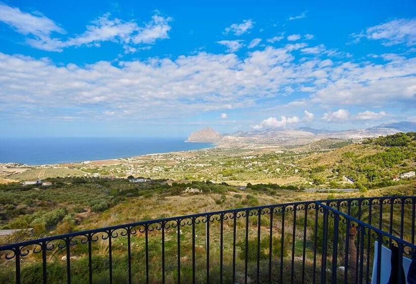 Люкс Вид на Море, Venere Di Erice Resort & Spa