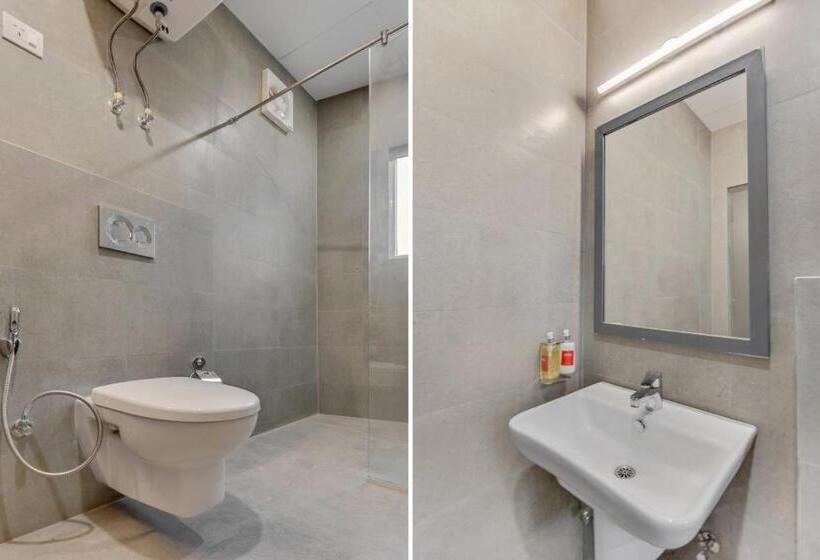 家庭间, Grand Hotel Ivy