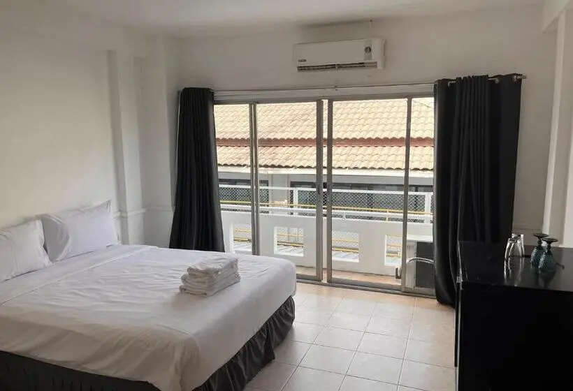 テラス付きスタンダードルーム, Shalom Center Chaweng Samui