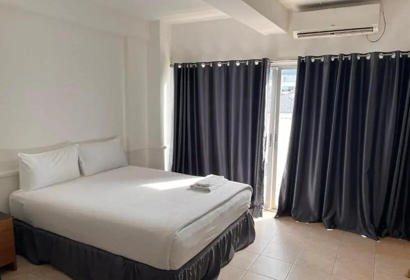 テラス付きスタンダードルーム, Shalom Center Chaweng Samui