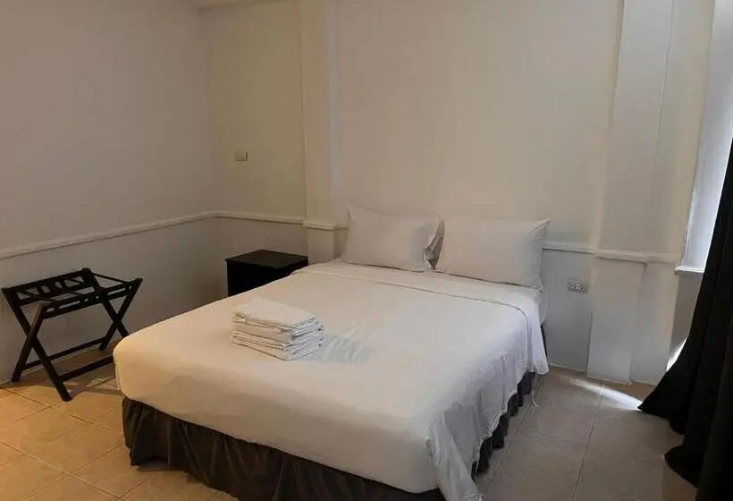テラス付きスタンダードルーム, Shalom Center Chaweng Samui