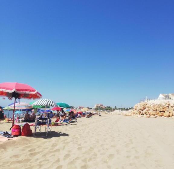 غرفة قياسية فردية حمام مشترك, Lt Sicilia Bellas