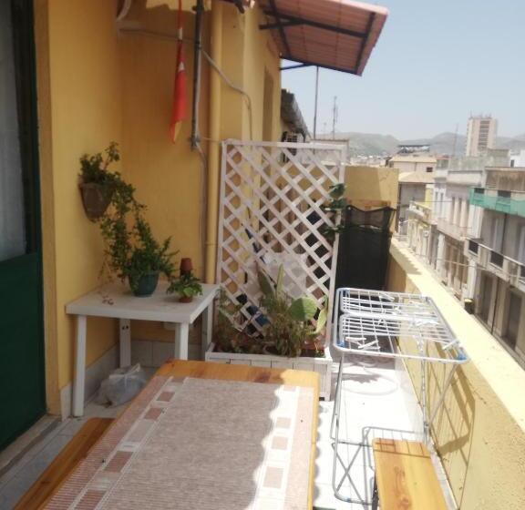 标准间, Lt Sicilia Bellas