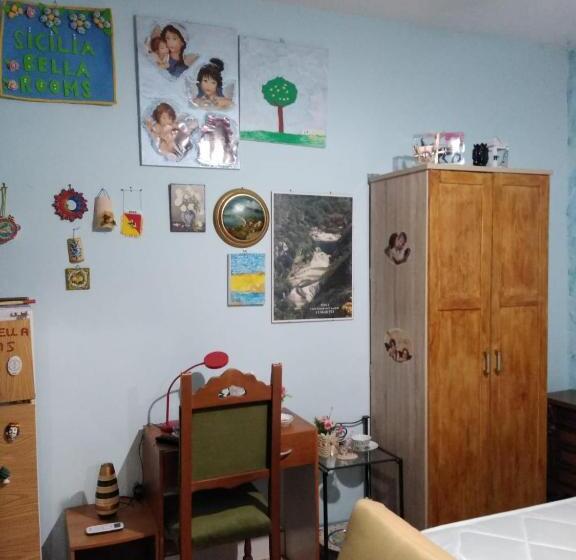 标准间, Lt Sicilia Bellas