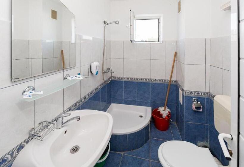 غرفة قياسية, Casa Blanca Din Costinesti