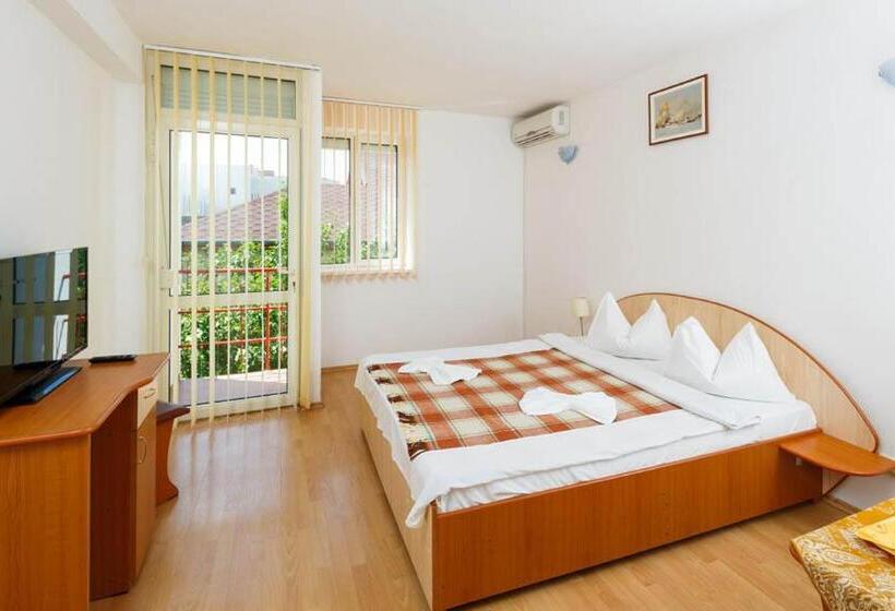 غرفة قياسية, Casa Blanca Din Costinesti