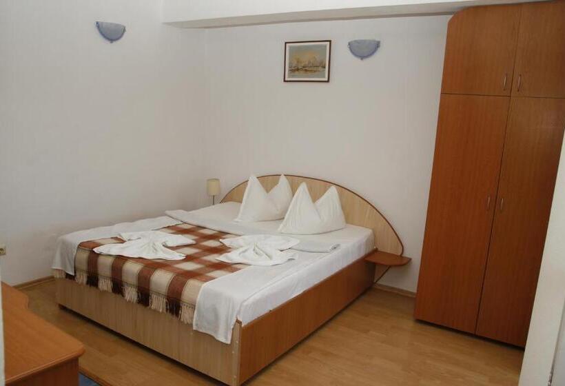 غرفة أساسية, Casa Blanca Din Costinesti