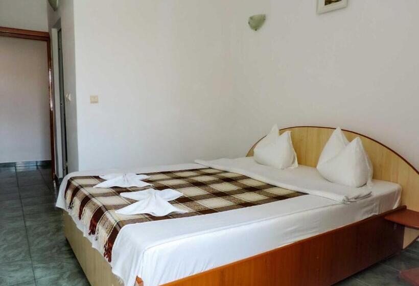 غرفة إقتصادية, Casa Blanca Din Costinesti