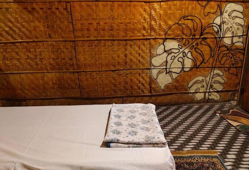 标准间, Temple Side Cottage