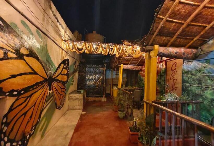 اتاق استاندارد یک نفره, Temple Side Cottage