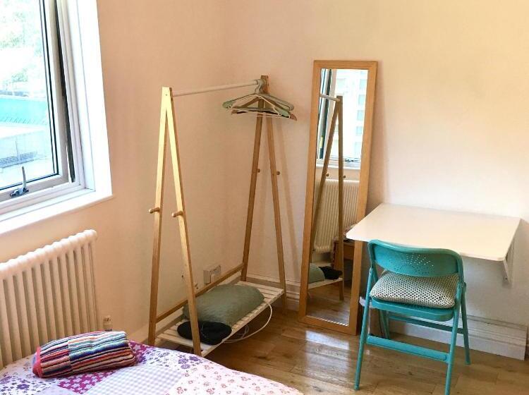 اتاق اکونومی, Waterloo Central London   Private Rooms In Shared Apartment