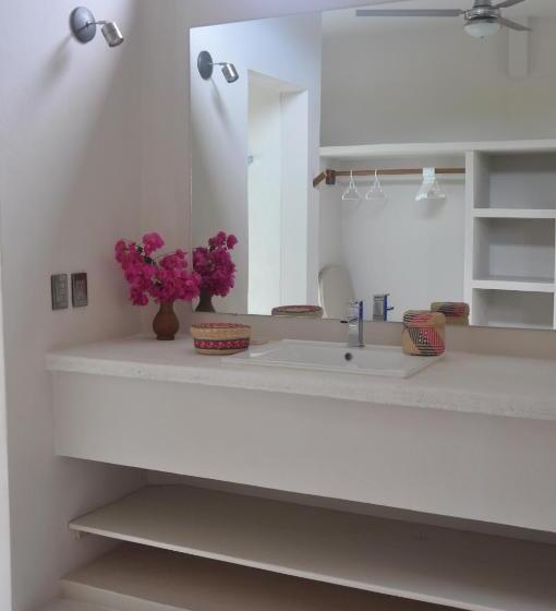 套房侧面可观海景, Casa Cometa