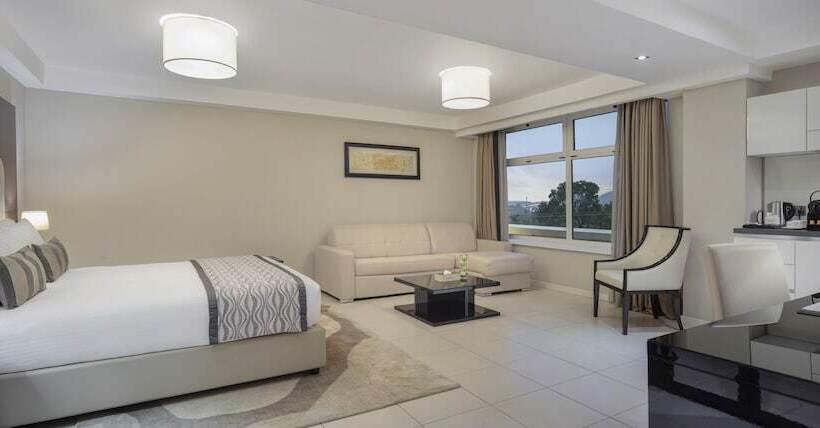 디럭스 스튜디오, Fraser Suites Abuja